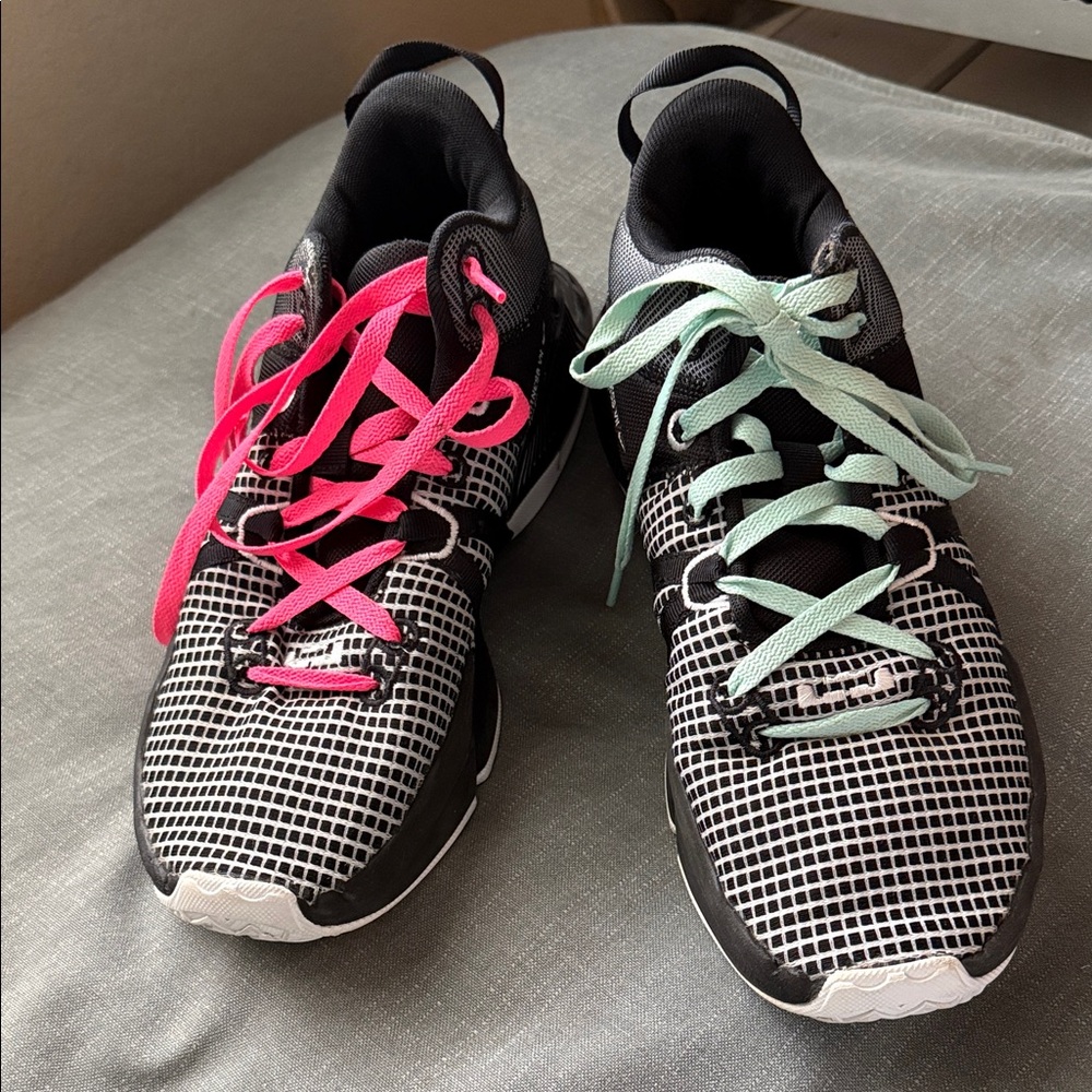 Nike Black and White Athletic Shoes with Pink and Mint Laces
